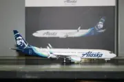 Gemini Jets 1:200 Alaska Airlines Boeing 737-900 N247AS (G2ASA627) Model Plane