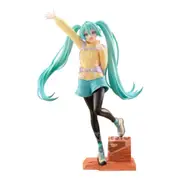 Banpresto Hatsune Miku Holiday Memories Mountain Climbing Figure