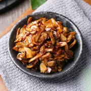 Yunnan Ready to Eat Individual Mushrooms Snacks Small Packs