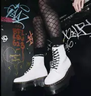 Dr. Martens White 1460 Pascal Max Platform Quad Retro Jadon Combat Boot SZ 7 NEW