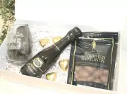 GOURMET HAMPERS/ CHRISTMA'S GIFTS/SPECIAL OCCASION HAMPERS/gifts for him /gifts