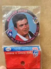 AUSTIN JONES - ST KILDA -AFL Footy badges - 1997 sealed in original packet