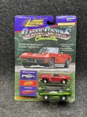 Johnny Lightning Classic Customs Corvette Twin Pack 1962 Roadster Indy