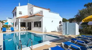 Spacious Holiday Home in Vilamoura with Private Pool