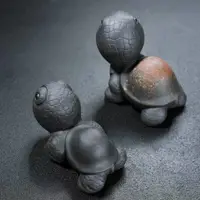 在飛比找蝦皮購物優惠-茶寵茶寵紫砂小烏龜雕塑擺件 黃金龜將軍龜壺蓋托創意茶玩擺件品