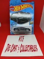 Hot Wheels 2020 Factory Sealed '16 Bugatti Chiron