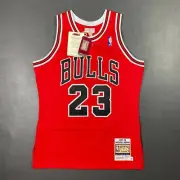 100% Authentic Michael Jordan Mitchell Ness 97 98 Bulls Jersey Size 40 M Mens