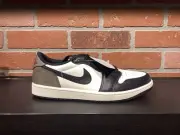 Jordan 1 Low “Mocha” Size 9.5 Preowned