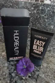 Huda beauty easy blur primer new in box 1oz