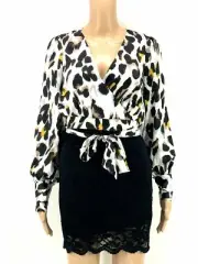 $135 Aqua Women's White Leopard Print V-neck Tie Front Casual Blouse Size XS