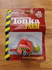 TONKA MINI FARM EQUIPMENT - ROUND BALER DIECAST FARM VEHICLE BOXED