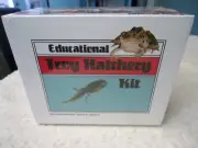 EDUCATIONAL FROG HATCHERY KIT ^