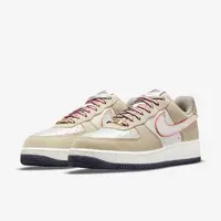 在飛比找momo購物網優惠-【NIKE 耐吉】W AIR FORCE 1 07 LX A