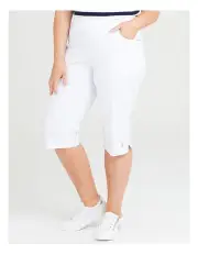 [Taking Shape] Editorial Essential Short in White