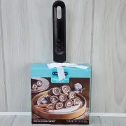 Cinnabon Mini Metal Skillet Pan & Cinnamon Roll Crepe Mix, Glaze 2022 Dessert