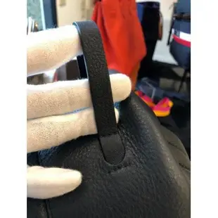 Balenciaga 巴黎世家白Logo 黑色牛皮 後背包