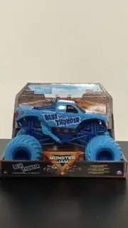 MONSTER JAM SERIES MONSTER TRUCK -BLUE THUNDER 1:24