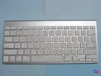 在飛比找露天拍賣優惠-Apple Wireless Keyboard 蘋果藍芽無線