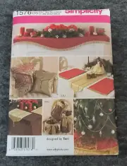 Simplicity Sewing Pattern CHRISTMAS TABLE ACCESSORIES #1576 Home Decor UNCUT