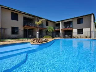 杰拉爾頓揚帆住宅Sails Geraldton Accommodation