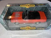 1/18 diecast Model ERTL American Muscle 1969 Chevrolet Chevy Camaro SS396