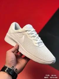 在飛比找Yahoo!奇摩拍賣優惠-【夏季必備跑鞋】Roshe One 性價比經典款 磨砂皮網布