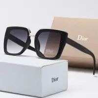 在飛比找蝦皮購物優惠-潮牌Dior 新款迪傢墨鏡 網紅大框时尚眼鏡 抗UV男女款墨
