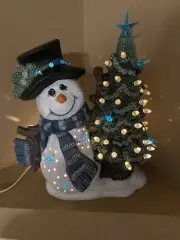 Ceramic snowman with CHRISTMAS Tree ....lights up with an on & off switch