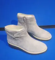 Clarks light Gray 7M Suede Ankle Boots Sharon Salon Side-Zip Women's