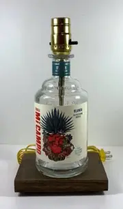 Mi Campo Blanco Tequila Liquor Bottle TABLE LAMP Light Wood Base Bar Pub Lounge