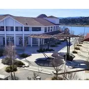 Awesome Winter Sunshine - Lake Views - Big Balcony - Sleeps 6