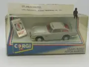 CORGI ASTON MARTIN DB5 JAMES BOND 007 Working features NEW IN BOX 94060 LH BADGE
