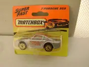 1993 MATCHBOX SUPERFAST #7 PORSCHE 959 NEW ON DAMAGED CARD
