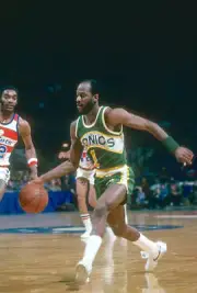 Gus Williams of the Seattle Supersonics1981 Basketball Photo 7