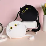 現貨發售    METOO咪兔黑白貓咪斜背包可愛手機包卡通零錢包隨身包 單肩斜背包    0716
