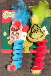 The Grinch 2-Pack Plush Cat Kicker Toy Cindy Lou Who Fuzzy Feathers & Springs