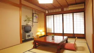 清流旅館 (高山市)Ryokan Seiryu