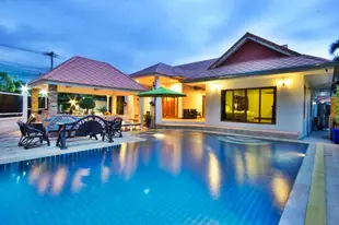 Pool 2B @ The Ville - Pattaya