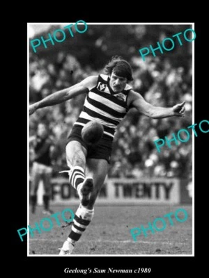 OLD LARGE HISTORICAL PHOTO OF GEELONG CATS FC CHAMPION SAM NEWMAN c1980