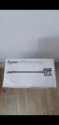 在飛比找Yahoo!奇摩拍賣優惠-dyson v7 fluffy origin 無線吸塵器(全