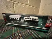Maisto Die Cast ~ VW Van Samba Alameda Trailer ~ 1:64 Scale