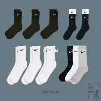 在飛比找Yahoo!奇摩拍賣優惠-NIKE COTTON SOCKS 白底黑勾 黑底白勾 長襪