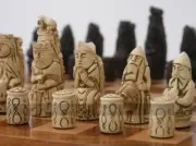 Berkeley Medieval Ornamental Chess Pieces (cream and brown, no board)