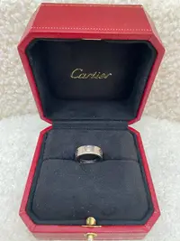 在飛比找Yahoo奇摩拍賣-7-11運費0元優惠優惠-卡地亞Cartier+love系列18k白金寬版戒指