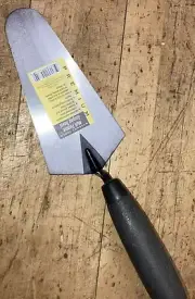 Mason's Gauging Trowel. 6 3/4” X 3 1/4” Blade. 5” Polypropylene Handle.