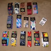 Bambola 15 Assorted Bands Snoopy, Pokemon, Lego, Calvin, Holiday, Aztec