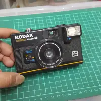 在飛比找Yahoo!奇摩拍賣優惠-Kodak 底片相機 復古 收藏 通通便宜賣 自行研究 零件
