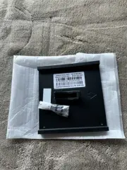 HP VESA Mount Adapter Plate M14762-001 M15105-001 760.06D0D.0001 HP Z27u Z27q G3