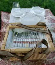 Wicker Picnic Basket With Cups Flatware Set Utensils Basket For 4 Person