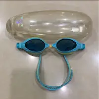 在飛比找蝦皮購物優惠-SABLE 黑貂 二手 兒童 泳鏡 蛙鏡（水藍色）❤️